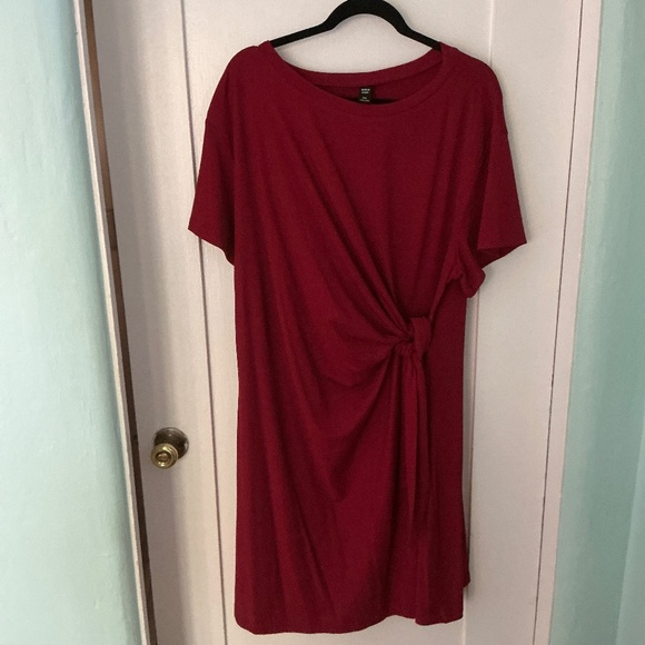 SHEIN Dresses & Skirts - Berry Red Tie-Front T-Shirt Dress, Size 3X, NWOT